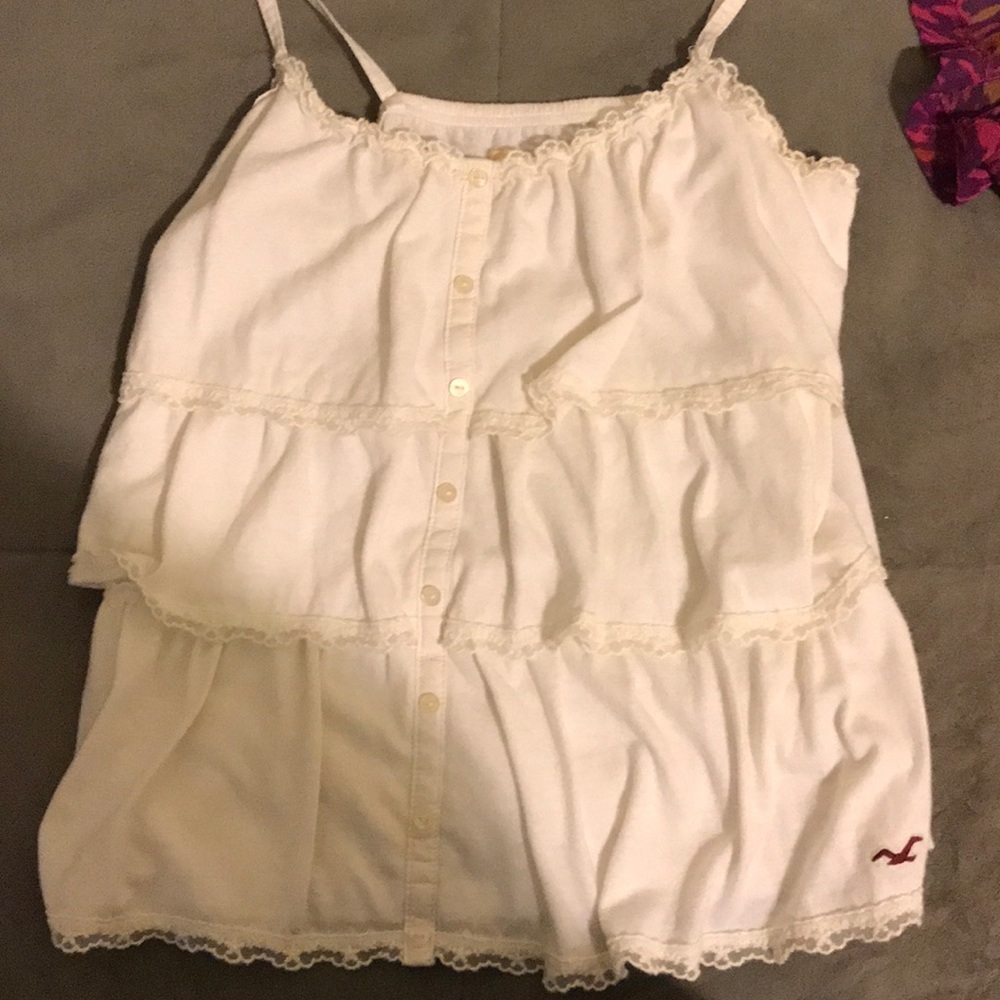 Hollister layer top